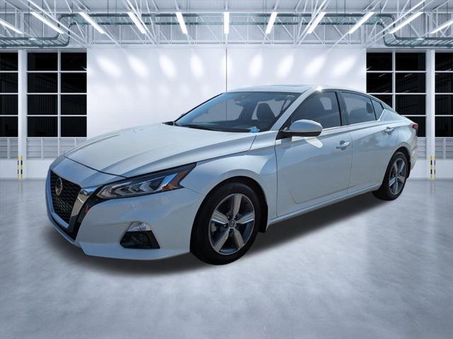2022 Nissan Altima SL FWD