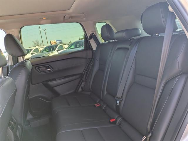 2023 Nissan Rogue SL FWD