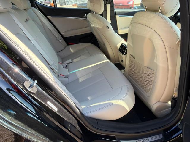 2026 Genesis G70 2.5T RWD
