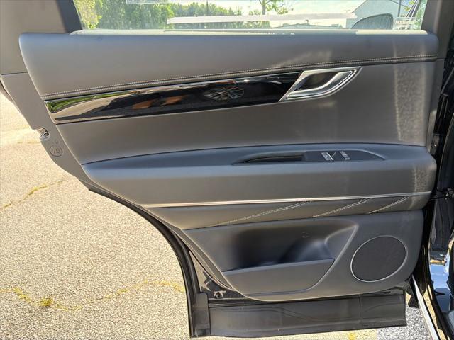 2026 Genesis GV80 2.5T RWD