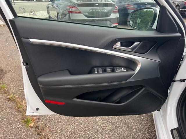 2026 Genesis G70 2.5T RWD