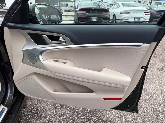2026 Genesis G70 2.5T RWD Prestige