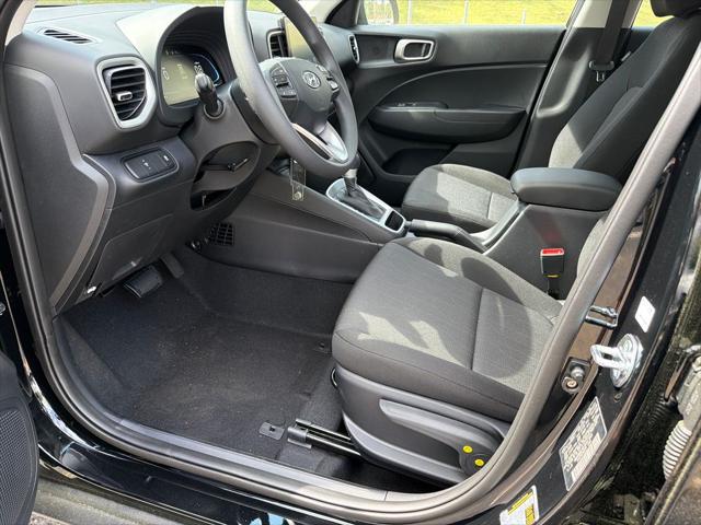2026 Hyundai Venue SE