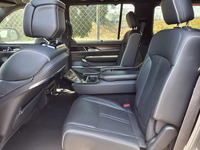 2024 Jeep Grand Wagoneer L Series II 4x4