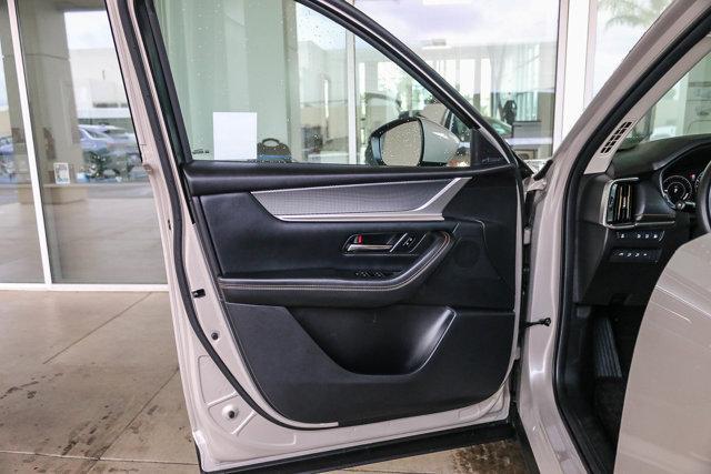 2024 Mazda X-90 Premium
