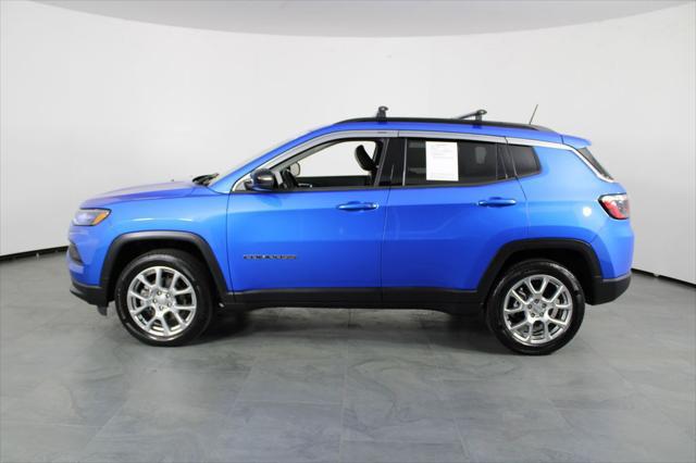 2022 Jeep Compass Latitude Lux 4x4