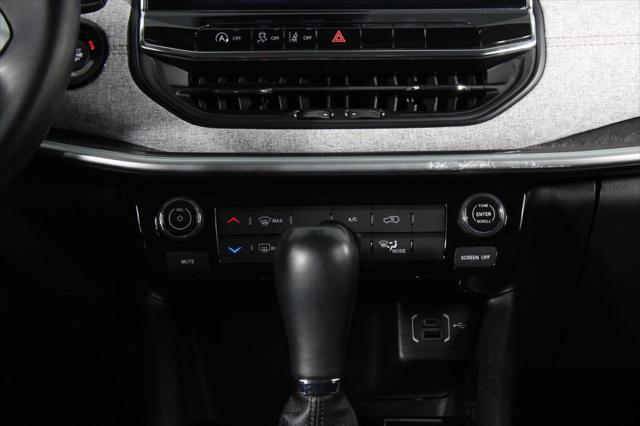 2022 Jeep Compass Latitude Lux 4x4