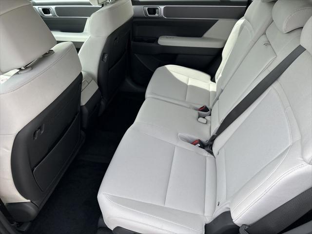 2026 Hyundai Santa Fe SE