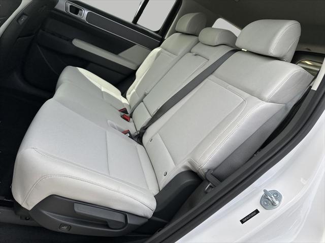 2026 Hyundai Santa Fe SE
