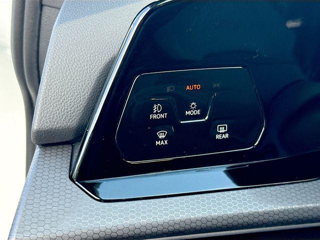 2024 Volkswagen Golf GTI 2.0T Autobahn