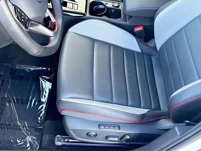2024 Volkswagen Golf GTI 2.0T Autobahn