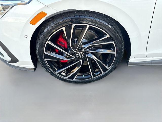 2024 Volkswagen Golf GTI 2.0T Autobahn