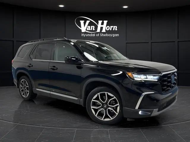 2023 Honda Pilot AWD Touring for sale in Sheboygan, WI