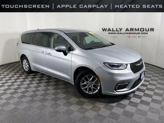2023 Chrysler Pacifica Touring L for sale in Alliance, OH