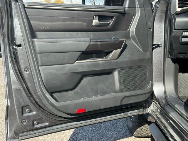 2026 Toyota Tundra SR5 CrewMax 5.5' Bed