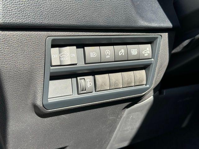 2026 Toyota Tundra SR5 CrewMax 5.5' Bed