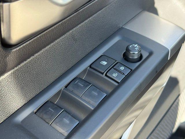 2026 Toyota Tundra SR5 CrewMax 5.5' Bed