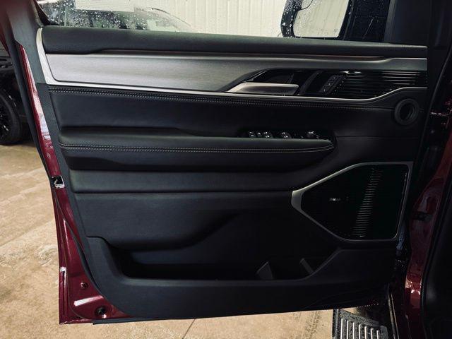2026 Jeep Grand Wagoneer Limited Altitude 4x4