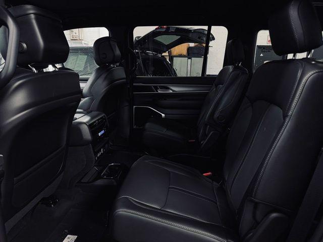 2026 Jeep Grand Wagoneer Limited Altitude 4x4