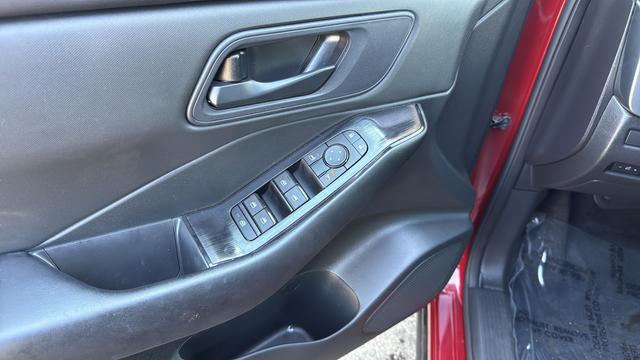 2025 Nissan Rogue S Intelligent AWD