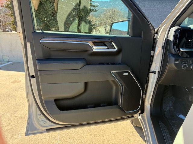 2026 Chevrolet Silverado 1500 4WD Crew Cab Short Bed RST