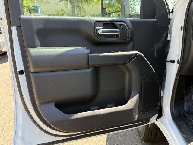 2026 GMC Sierra 3500HD Double Cab, Long Bed, Pro Dual Rear Wheel, 4WD