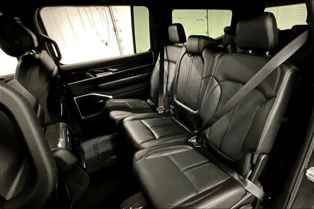 2022 Jeep Wagoneer Series II 4x4
