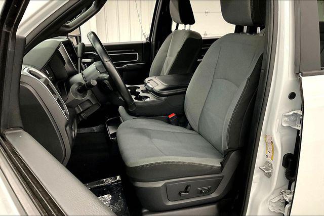 2024 Ram 3500 Big Horn Crew Cab 4x4 8' Box