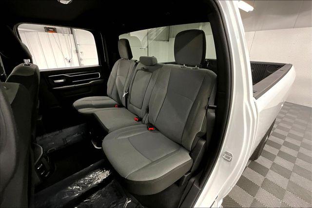 2024 Ram 3500 Big Horn Crew Cab 4x4 8' Box