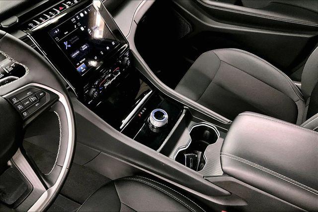 2024 Jeep Grand Cherokee Laredo 4x4
