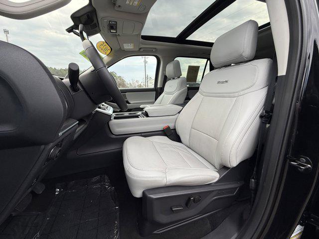 2025 Ford Expedition Platinum MAX