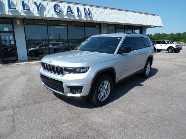 2024 Jeep Grand Cherokee L Laredo 4x2