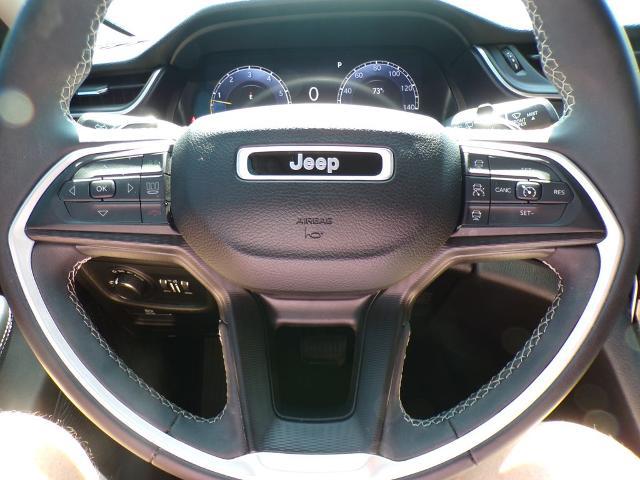2024 Jeep Grand Cherokee L Laredo 4x2