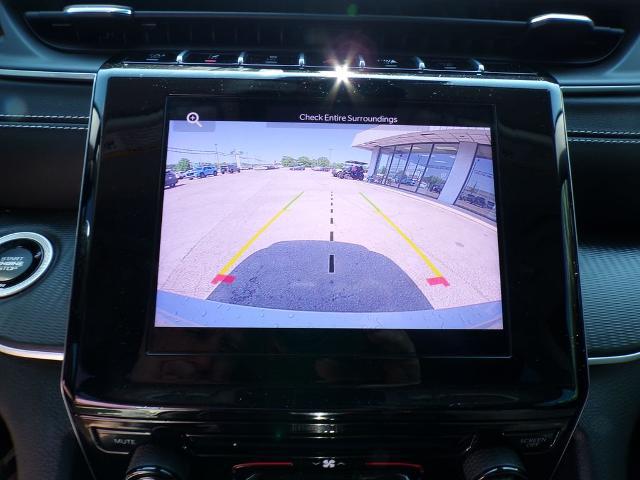2024 Jeep Grand Cherokee L Laredo 4x2