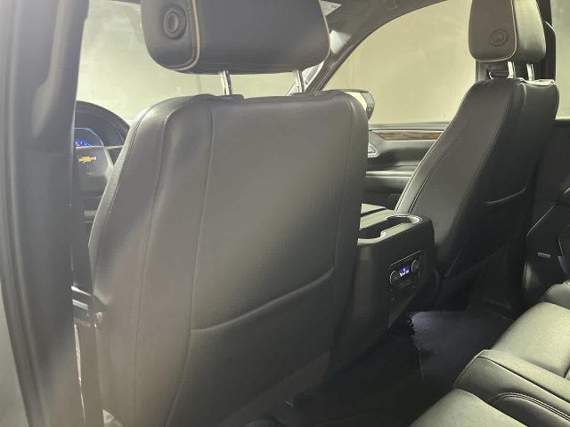 2024 Chevrolet Suburban 4WD Premier