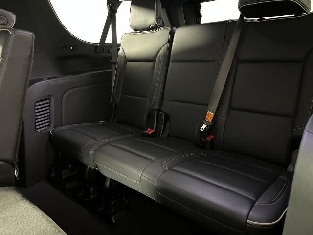 2024 Chevrolet Suburban 4WD Premier