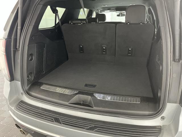 2024 Chevrolet Suburban 4WD Premier
