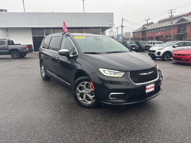 2023 Chrysler Pacifica Limited AWD