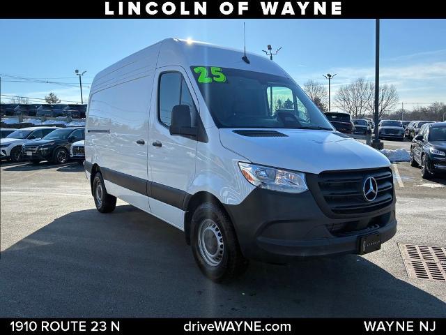 2025 Mercedes-Benz Sprinter 2500 Standard Roof 4-Cyl Diesel