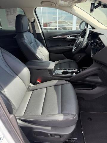 2023 Buick Envision Essence AWD