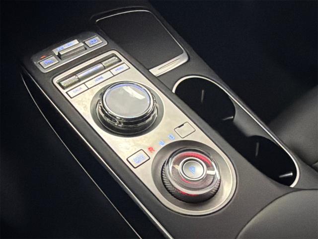 2025 Genesis GV70 2.5T AWD