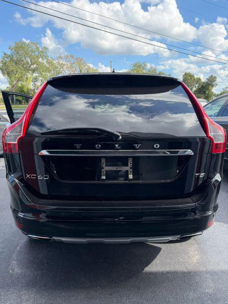 2015 Volvo XC60 T5 Premier