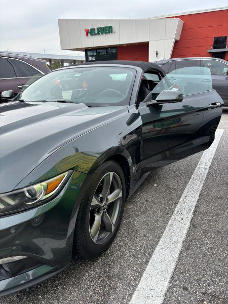2015 Ford Mustang V6