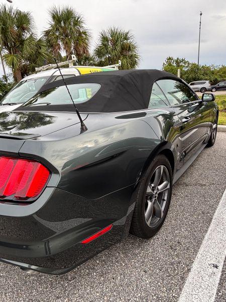 2015 Ford Mustang V6