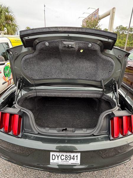 2015 Ford Mustang V6
