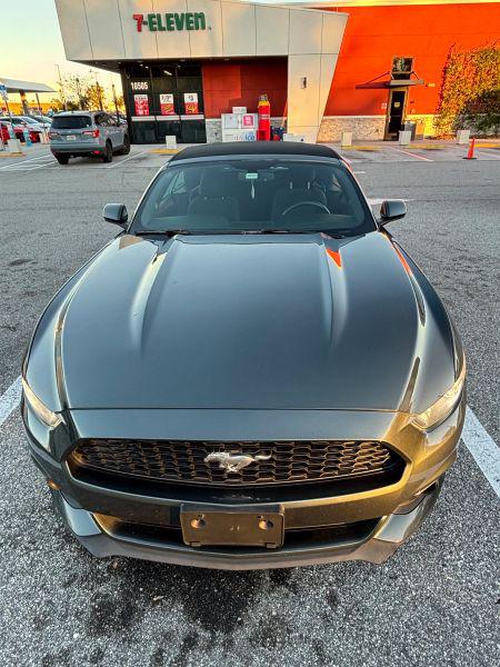 2015 Ford Mustang V6
