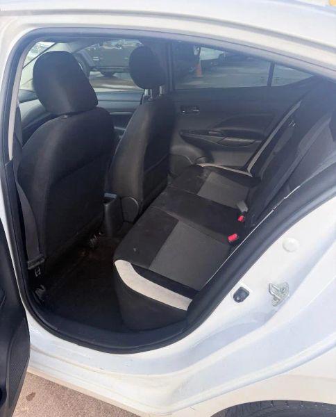 2020 Nissan Versa SV Xtronic CVT