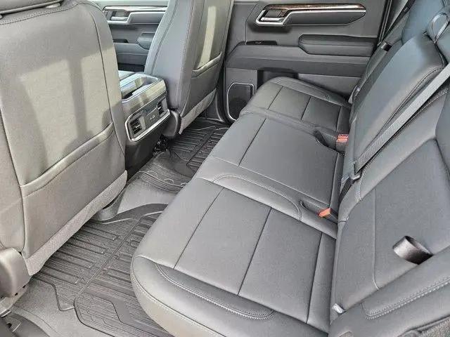2026 GMC Sierra 1500 Crew Cab, Short Bed, Elevation, RWD
