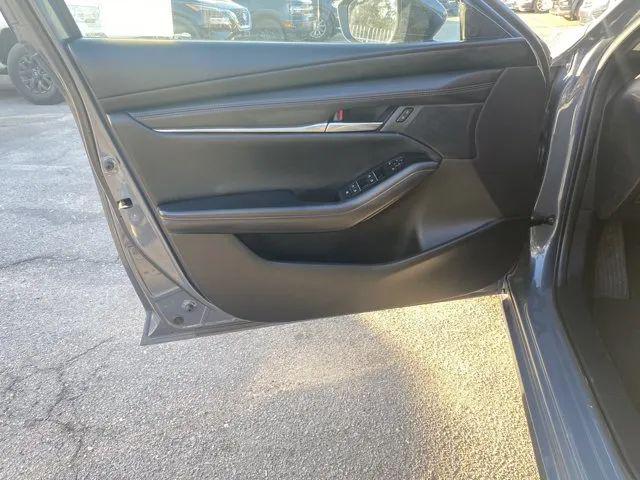 2024 Mazda Mazda3 2.5 S Carbon Edition