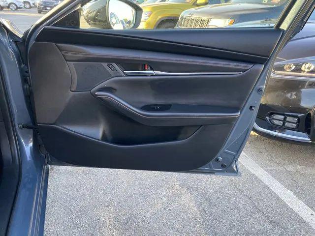 2024 Mazda Mazda3 2.5 S Carbon Edition